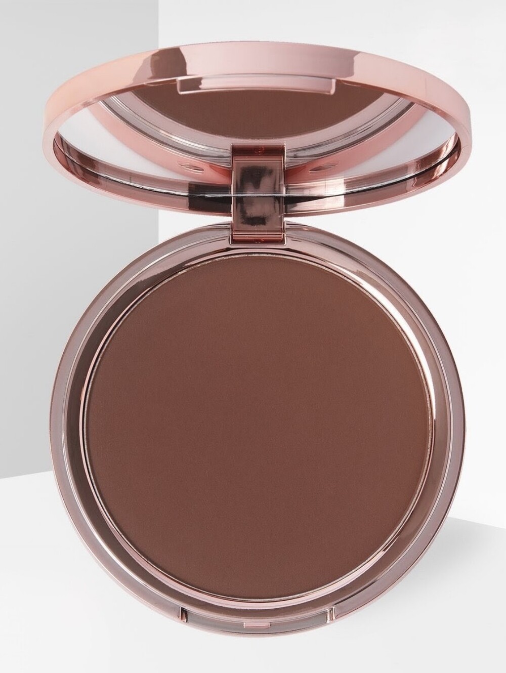 Makeup Revolution Glow Splendour Ultra Matte Bronzer Deep 15.5g New Sealed - Picture 3 of 7